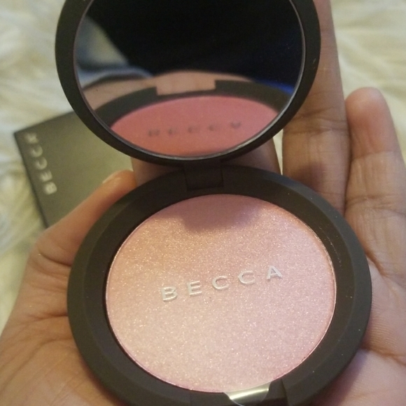 Becca Luminous Blush in Carmella